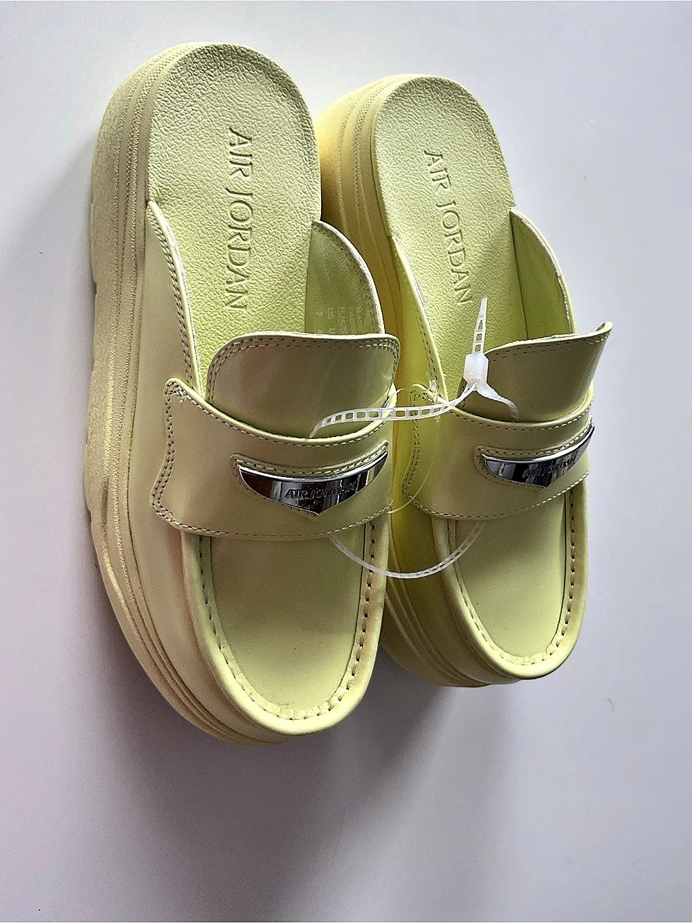 Nike Air Jordan Women’s Hex Mule Platform Mules Sz 7